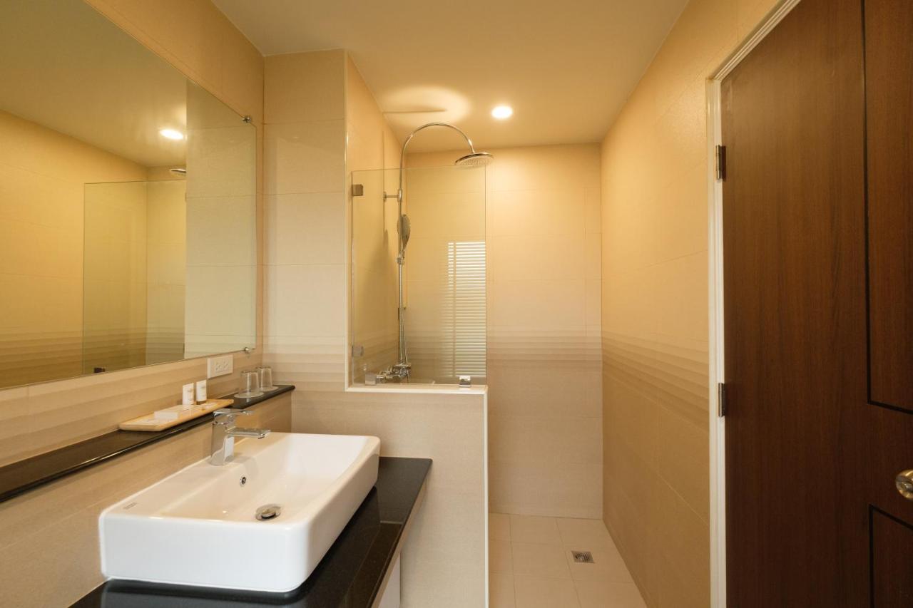 Monte Maesot Hotel Mae Sot Luaran gambar